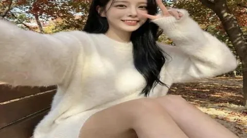 拜仁17岁新星穆西亚拉欧冠首球破纪录，超越姆巴佩成为最年轻进球者